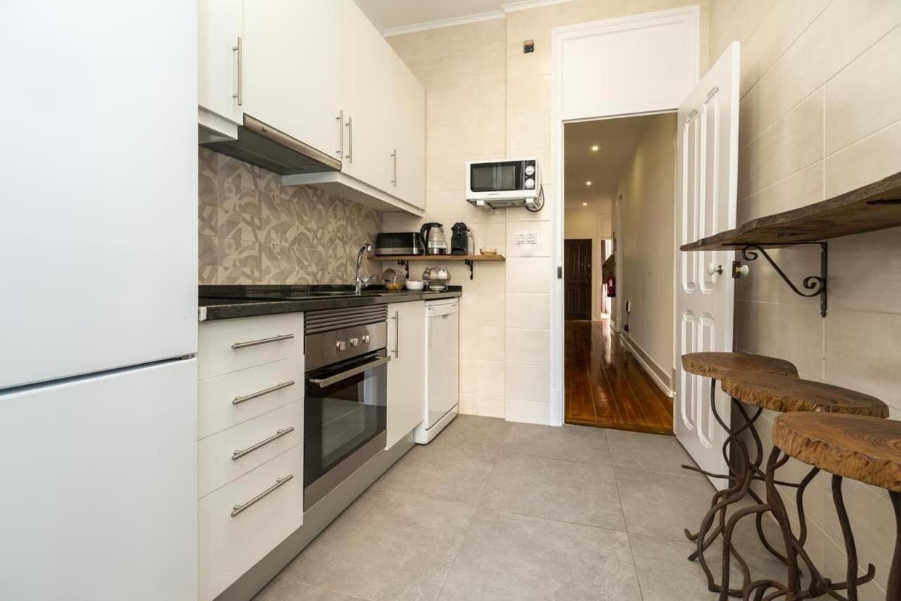 Groovy M2 R3 - Amazing Double Room With En-Suite Bathroom Lisbona Esterno foto